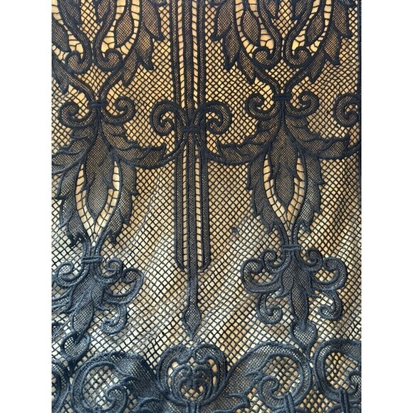 Olivaceous Black Lace Overlay Dress Size Large Scallop Hems Flare 3/4 Sleeves - Picture 9 of 9